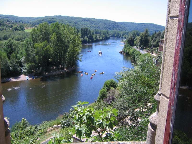 Petit Salon — Fenêtre sur la rivière